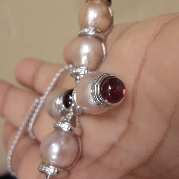 925 Genuine Pearls with Garnet Cabochons end Caps. - Picture 5 of 14